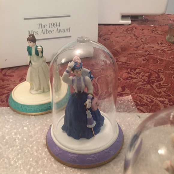 Avon porcelain dolls 1994 95 - Picture 7 of 11